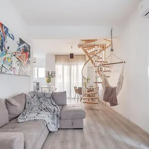 Cozy 1 Min From New Mm4 Argonne Milano